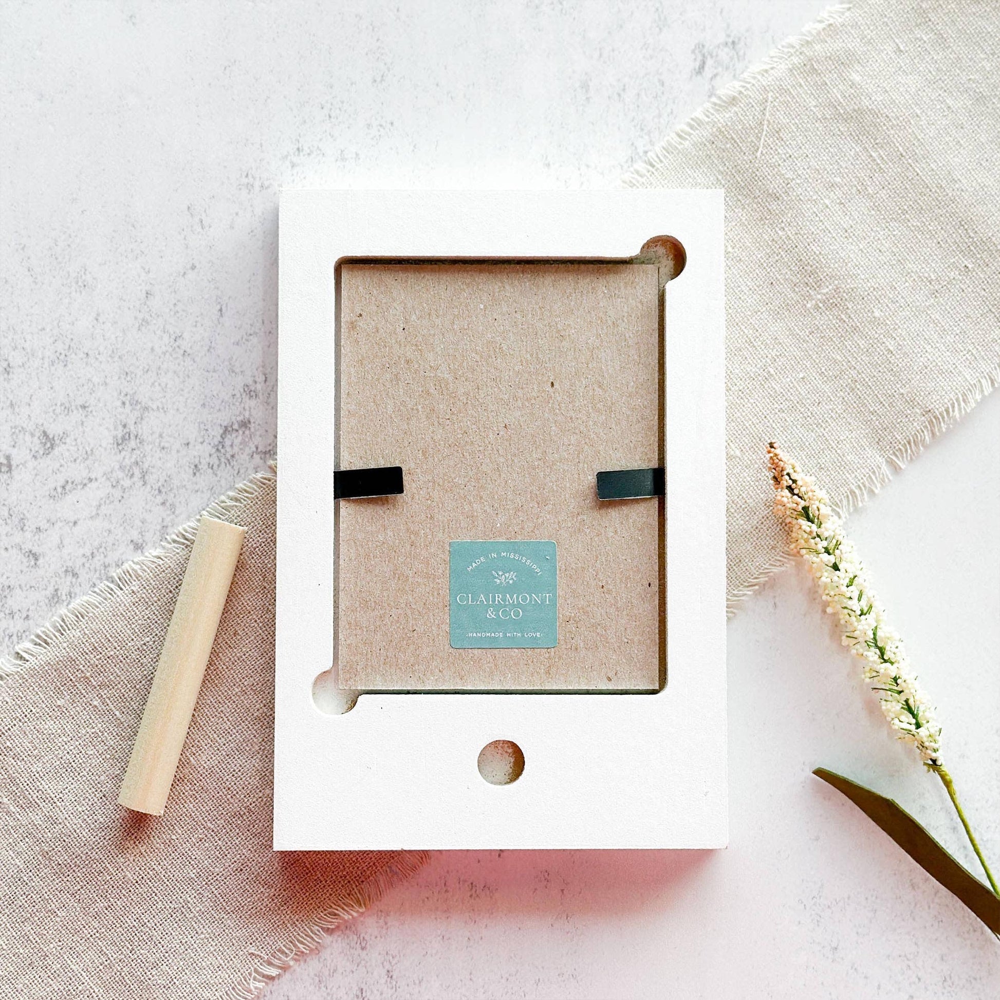 Mini Frame-Pretty Little Chapters Row of Books: White / Regular - Paper & Vine Book Bar