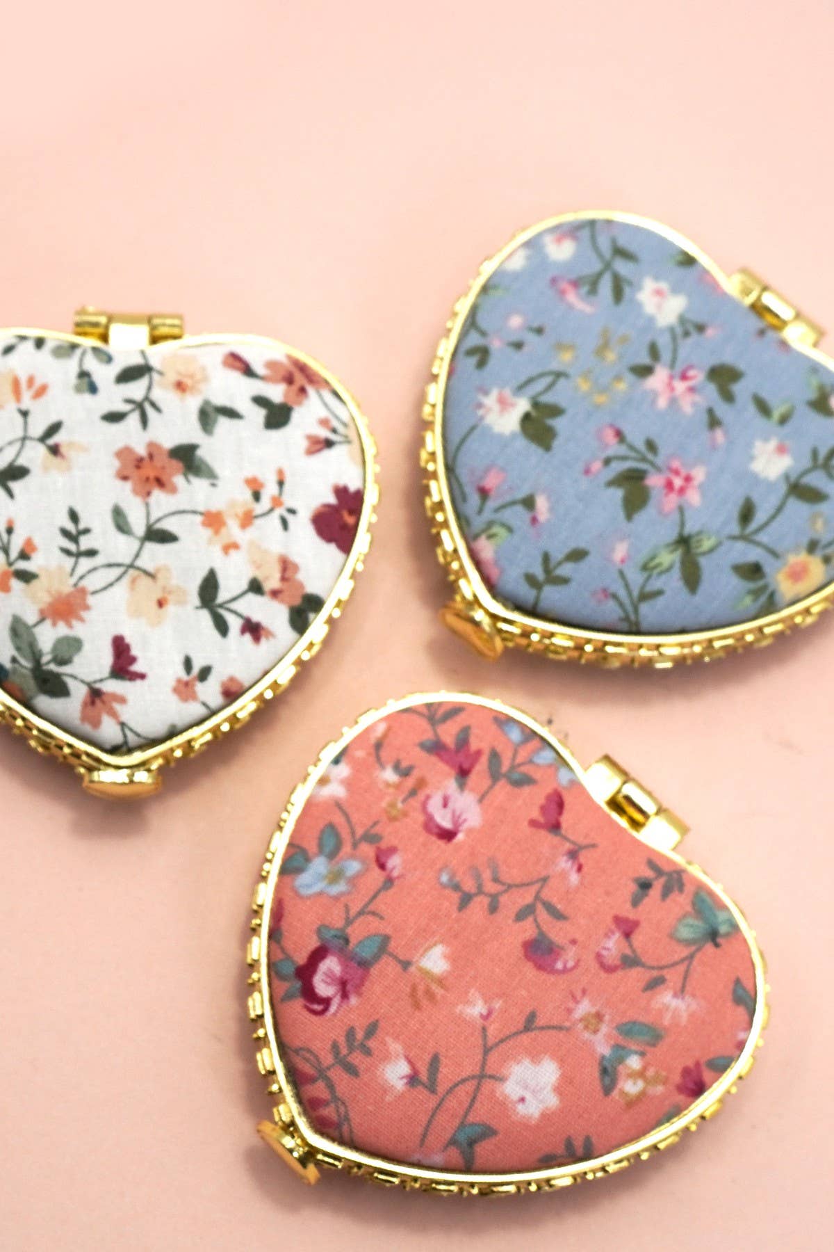 TRAVEL POCKET COMPACT HANDHELD FLORAL MIRROR | 40M103: PEACH - Paper & Vine Book Bar