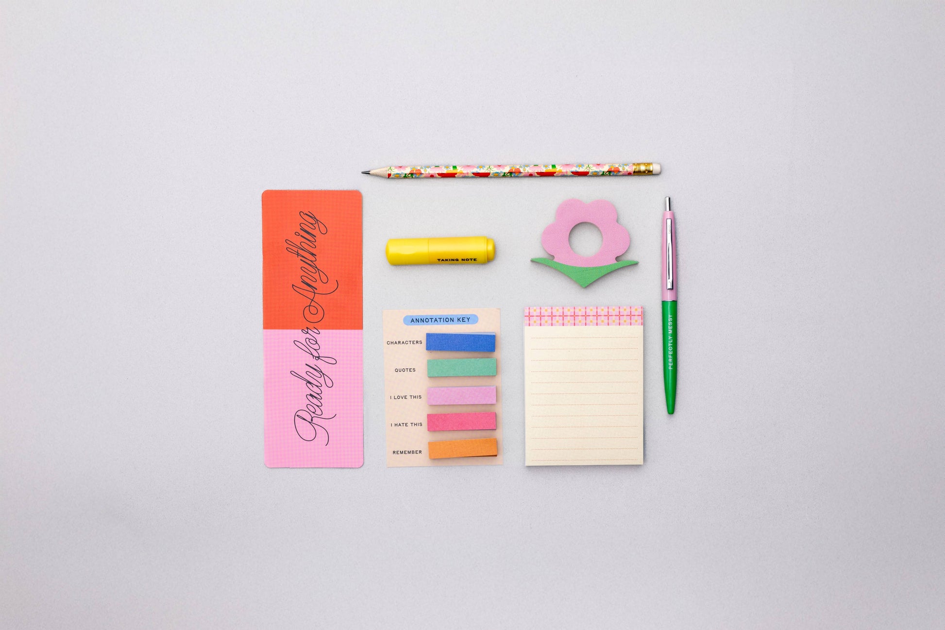 Reading Kit, I'm Busy Reading: compact reading set with bookmark, notebook, pens, and a cozy mug.