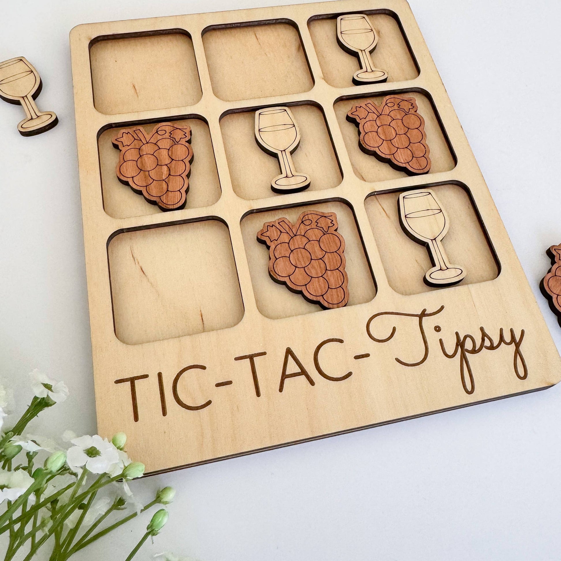 Wine Tic-Tac-Toe Game, Tipsy Party Game with customizable wine glass and grapes pieces, perfect for wine lovers and party ...